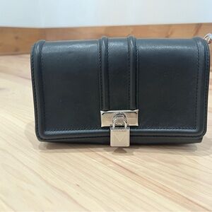 Elegant Black Leather Women's Bag